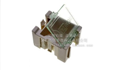 Контейнер з кришкою для компонентів бісеру (10082)