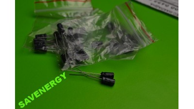 Набір 12 алюмінієвих електролітичних конденсатор (10399)