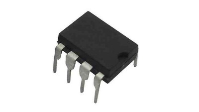 Мікросхема таймер NE555P DIP-8 (10609)