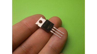 Транзистор польовий MOSFET IRF4905 55В 74А TO-220AB (11040)