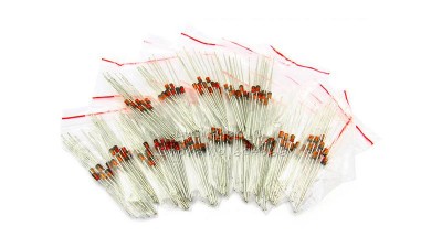 Стабілітрон комплект набір BZX55C30V 0.5W D0-35 2-30V 140шт (11253)