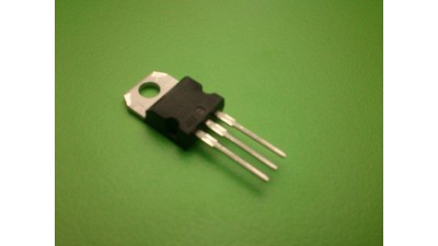 Транзистор TIP122 TO220 (11433)