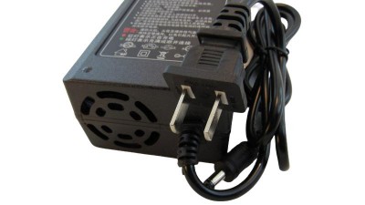 Зарядний пристрій блок живлення електросамокату 24V 2A (11566)