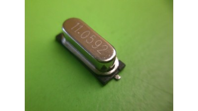Кварц кварцовий резонатор HC-49SMD SMD 11.05920mHz (11648)