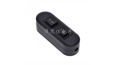 Трьохпозиційний подвійний перемикач в корпусі 220V 6A (12006)