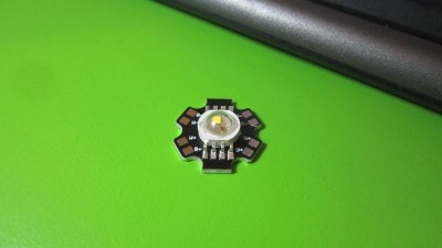 Світлодіод RGBW з радіатором 6000K 30mil 4*1W 350mA (12567)