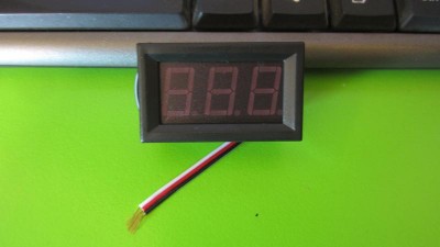 Цифровий вбудований вольтметр постійного струму DC 0-30V (12696)