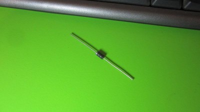 Діод швидкий випрямний HER208 2A 800V 70HC (12712)