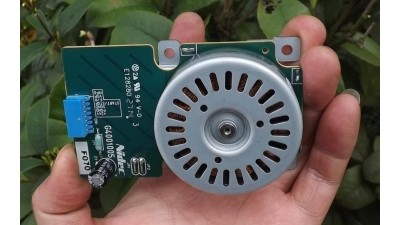 Генератор електроенергії Nidec DC24V 30W (12936)