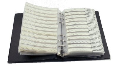 Набір резисторів SMD 0603 5% 170 видів по 50 штук в книжці (12944)