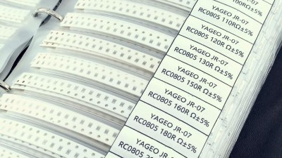 Набір резисторів SMD 0805 5% 170 видів по 50 штук в книжці (12945)