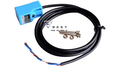 Індуктивний безконтактний перемикач ROKO SN04-N NPN (14244)