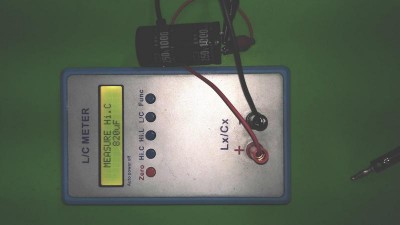 Електролітичний конденсатор 250V 1000uF 30*40мм (14268)