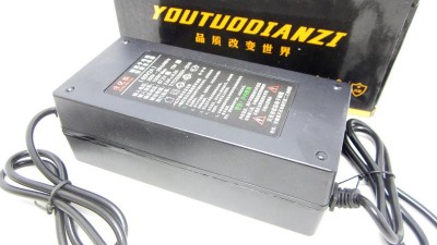 Блок живлення для електровелосипеда з індикацією 60V 2A (14306)