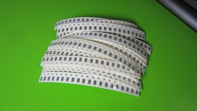 Набір резисторів SMD 1206 110R-910R 15 номіналів по 20 штук (14455)