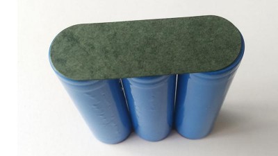 Паперова ізоляція на мінус трьох акумуляторів Li-Ion 18650 5шт (14468)