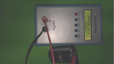 Конденсатор електролітичний 450V 680uF (14737)