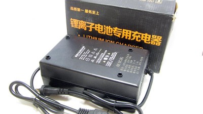 Блок живлення зарядний пристрій для літієвого акумулятора 71.4V 5A (14940)