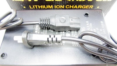 Блок живлення зарядний пристрій для літієвого акумулятора 71.4V 5A (14940)