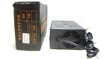 Блок живлення зарядний пристрій для літієвого акумулятора 71.4V 5A (14940)