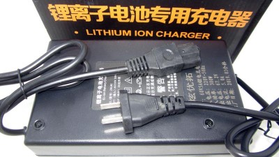 Блок живлення зарядний пристрій батареї електровелосипеда Li-Ion 16S 60V 5A (14941)