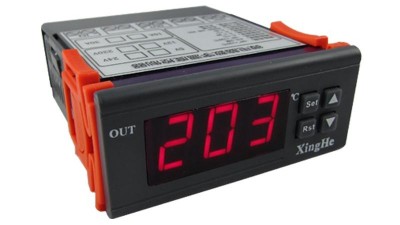 Цифровий терморегулятор термостат XH-W2030 з датчиком 220V (15093)