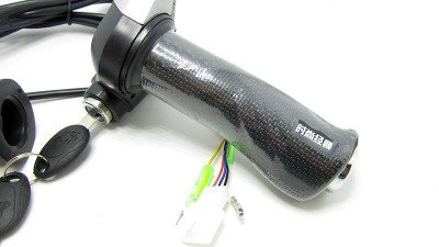 Комплект ручка газу з індикатором заряду і замком запалювання 24V (15192)