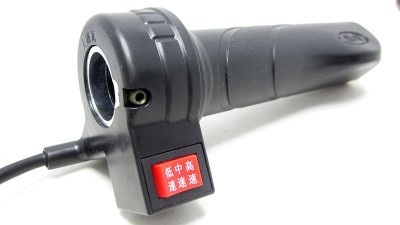 Права ручка газу з перемикачем на три положення 22мм (15203)