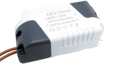 Драйвер живлення світлодіодів від 220V на 1-3*1W DC3-12V 300mA (15235)