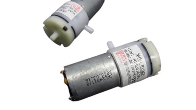 Мікронасос мініатюрна помпа подачі води DC 3-5V 0.35A (15315)