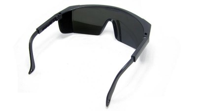 Окуляри захисні чорні регульовані дужки (15479)