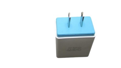 Зарядний пристрій зарядка для смартфона планшета DC 5V 2A (15493)