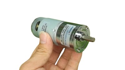 Мініатюрний двигун реверсивний 555 DC12V регульована швидкість (15513)