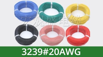 Силіконовий кабель високотемпературний 3239 20AWG червоний 0.5mm 3kV 1метр (15583)
