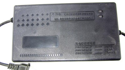 Блок живлення зарядний гіроскутера електросамокату 67.2V 2A номінал 60V 2A (15635)