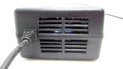 Блок живлення зарядний гіроскутера електросамокату 67.2V 2A номінал 60V 2A (15635)