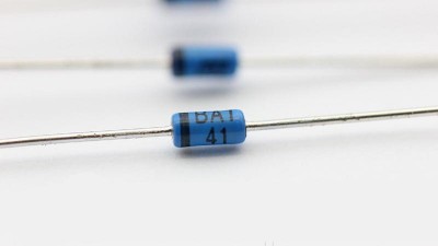 Діод випрямний Шотткі BAT41 THT 100V 0.1A DO35 10шт (16500)