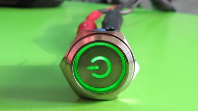 Кнопка антивандальна power 16мм selflock з фіксацією зелена 220VAC (17223)