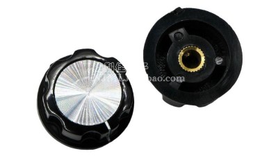 Бакелітова ручка потенціометра WTH118 RV24 MF-A02 6мм 23*13мм (17234)