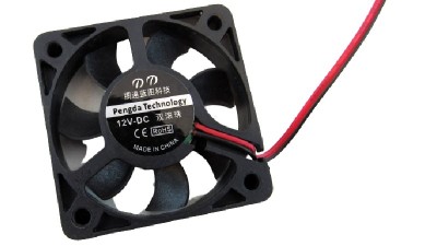 Вентилятор пластиковий Pengda Technology DC 12V 50*50мм 2pin (18346)
