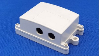 Пластикова розподільна коробка біла 1-12-1 110*67*39мм (18590)