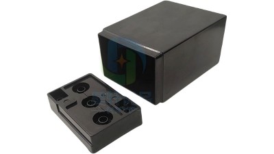 Корпус для переробки кислотного акумулятора в літієвий (18646)