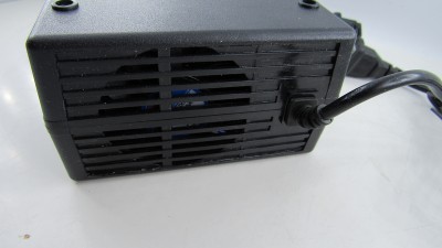 Зарядний пристрій кислотного акумулятора 84V 20Ah 84-102V 2.8A (18843)