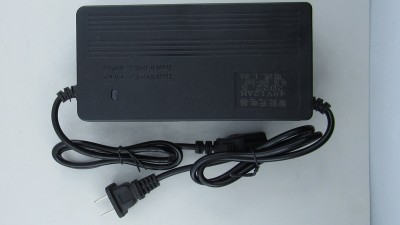 Зарядний пристрій кислотного акумулятора 48V 12Ah 48-59V 1.8A (18846)