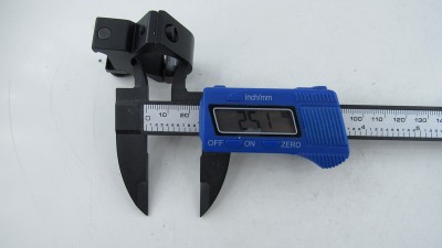 Алюмінієвий зажим для ліхтаря та приціла 25мм пара (18911)