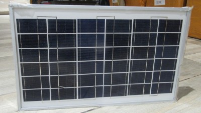 Сонячна панель полікристал 8W 18V 35*21см (18915)