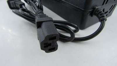 Зарядний пристрій акумулятора електровелосипеда 36V 12Ah (19151)