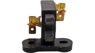 Вугільна щітка для китайського бензинового генератора 2-3kw Honda 168F (19248)