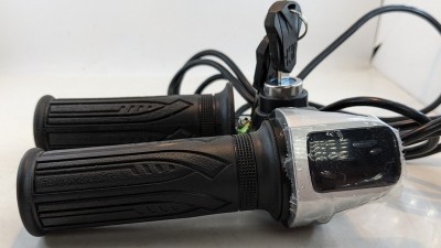 Ручка газу комплект з дисплеєм і замком 60V (19431)