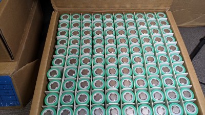 Акумулятор силовий LiIon INR18650 18650 3000mAh 3.7V 10C 30P (19728)